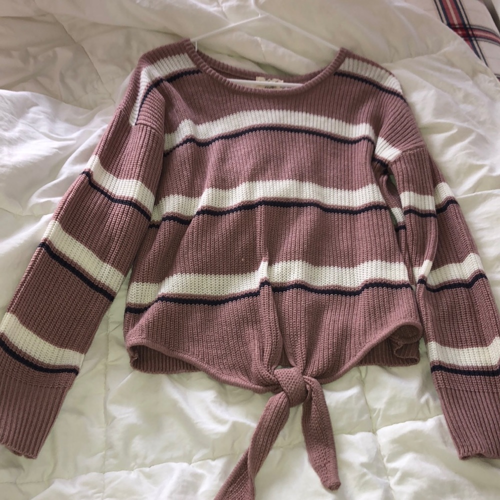 Long sleeve sweater/shirt